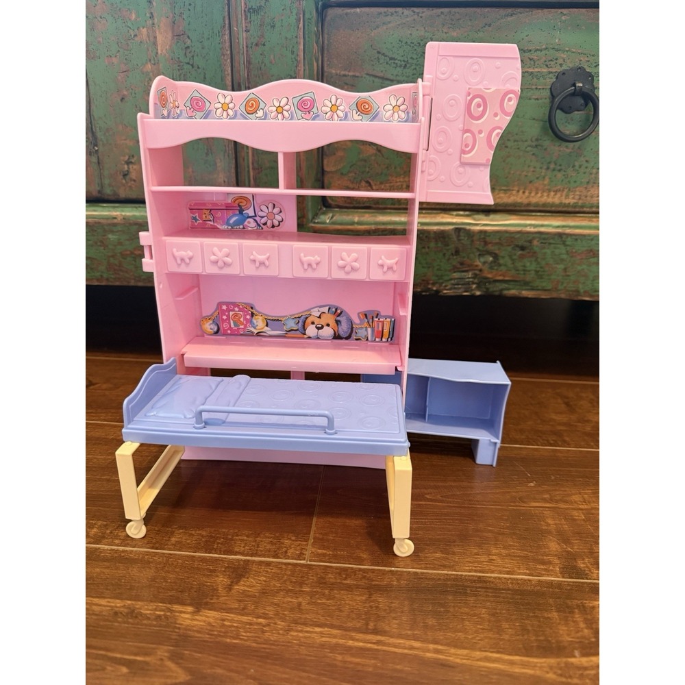 Barbie All Around Home Kelly Bedroom Playset 2001 With Accessories - Picture 5 of 9